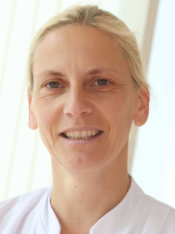 Porträtfoto von Susanne Wolfer